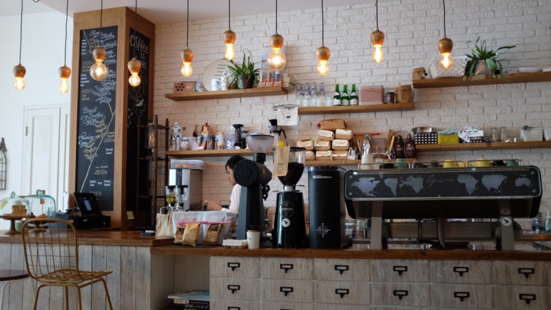 ecommerce-ROCBARON-min_coffee_shop_light_cafe_coffee_shop-32620